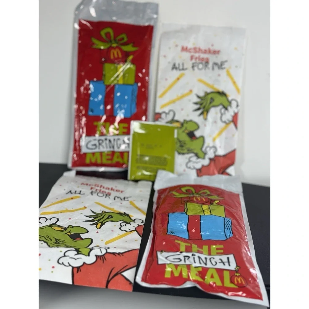 McDonald's Adult Happy Meal Grinch Socks Salt McShaker Fries Bag Lot of 2